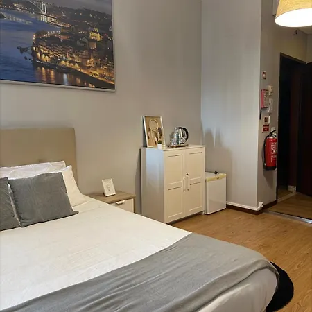 Bonjardim Gæstehus 3*