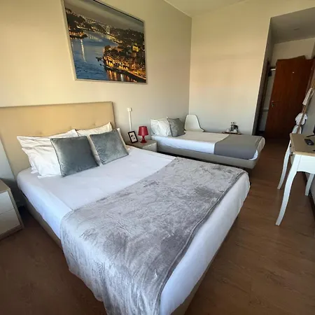Bonjardim 3*