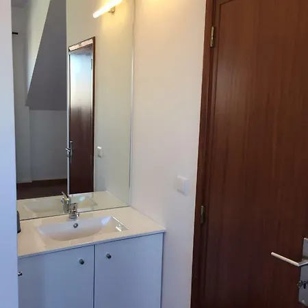 Bonjardim 게스트하우스