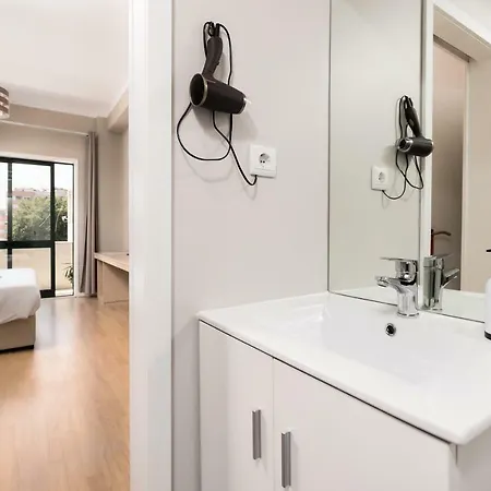 Bonjardim Guest house