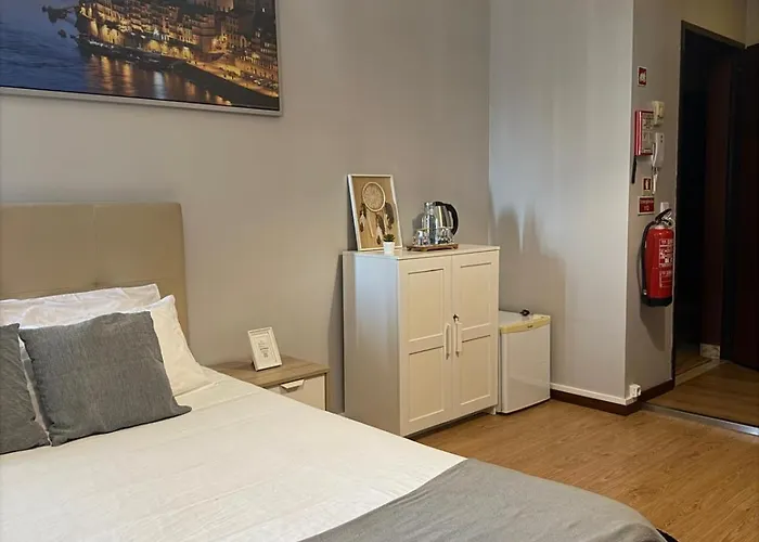 Bonjardim Gæstehus 3*